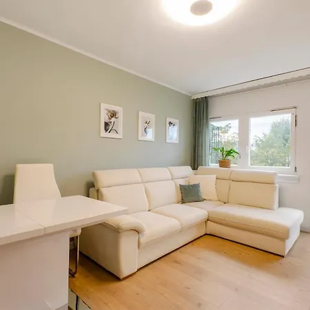 Apartament Teofeellove *